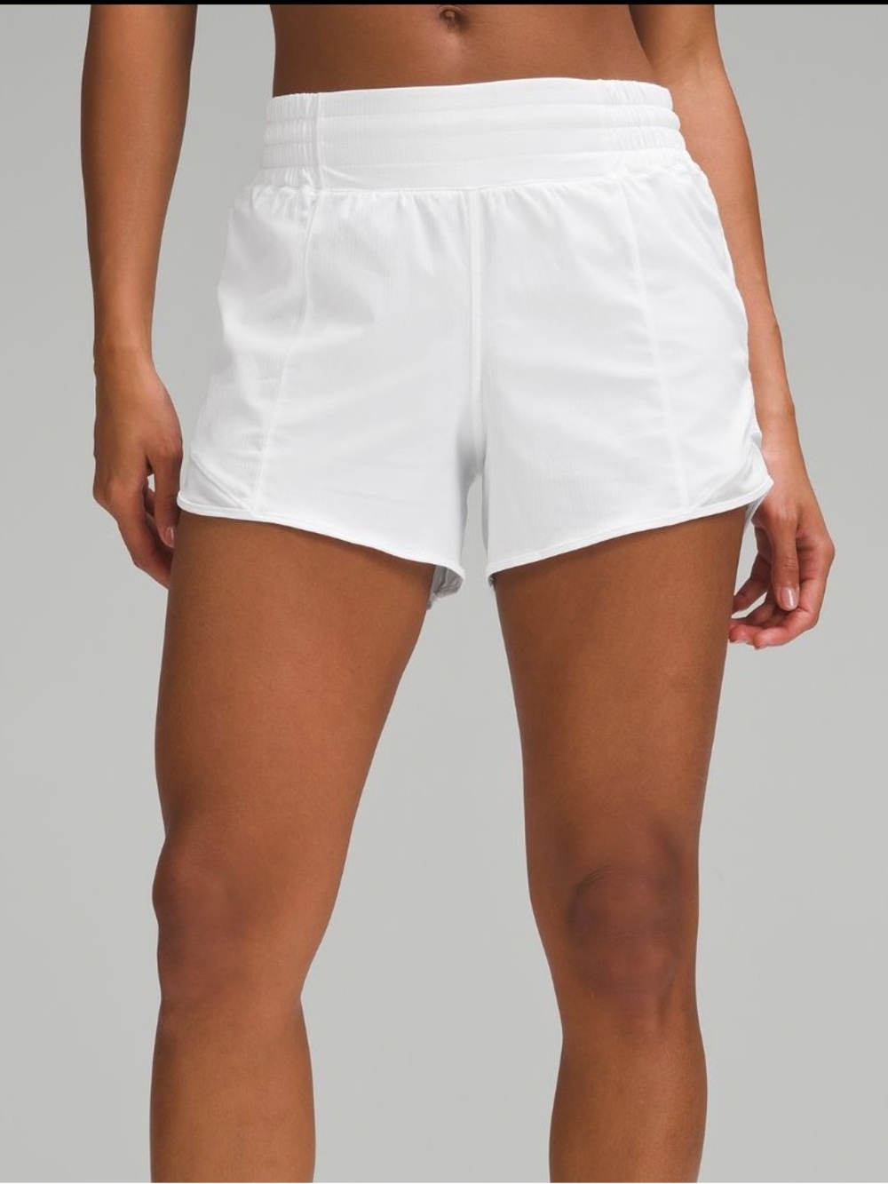 lululemon Hotty Hot LR Short 4” Lined, White, NWT, Sz 8
